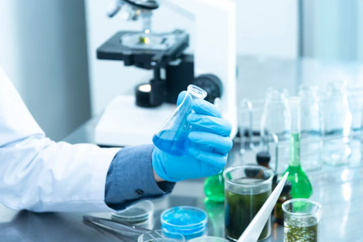 Controlled laboratory environment for specialty facility cleaning